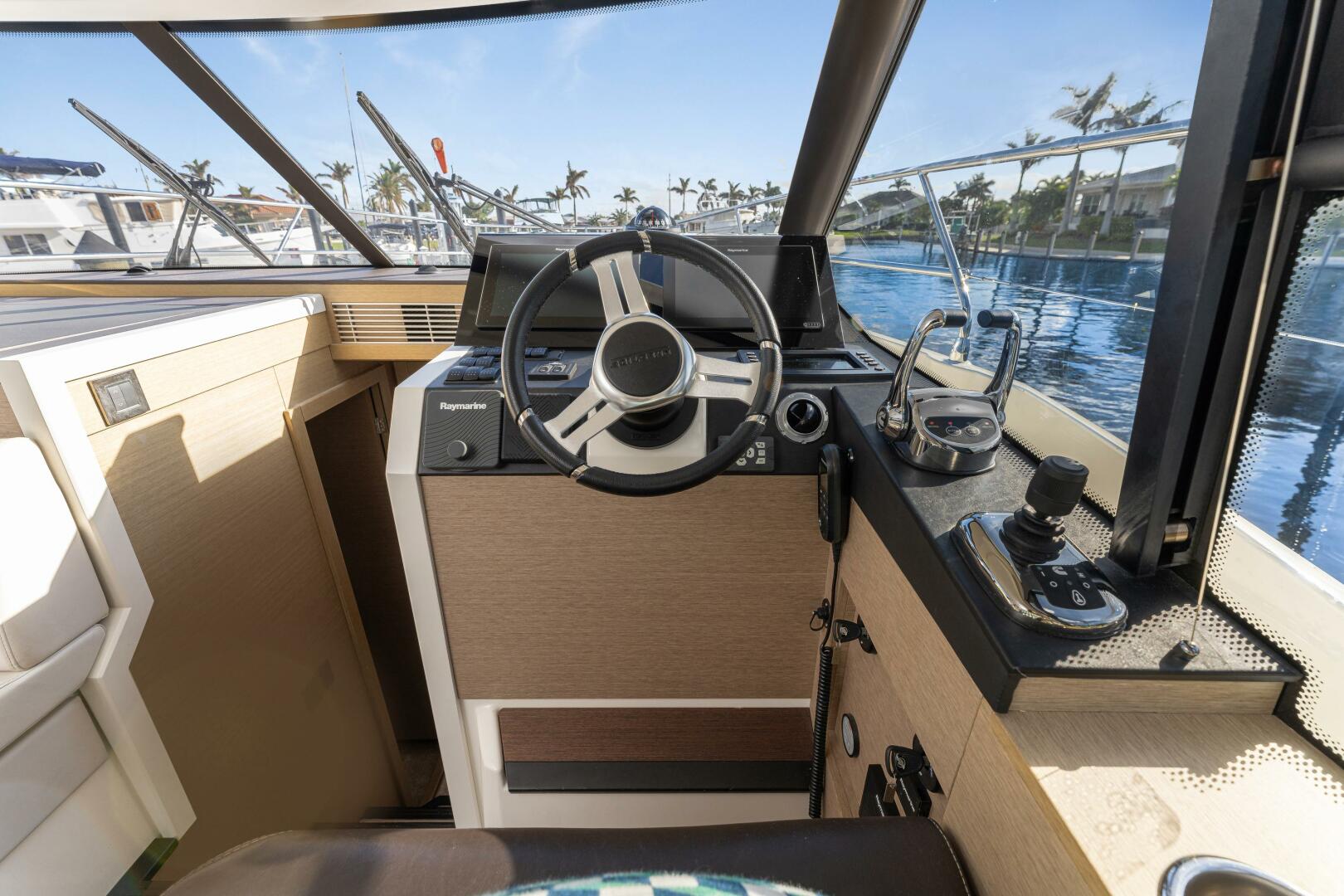 Slide: The Image of Prestige 420 Flybidge 2020 - 4808690