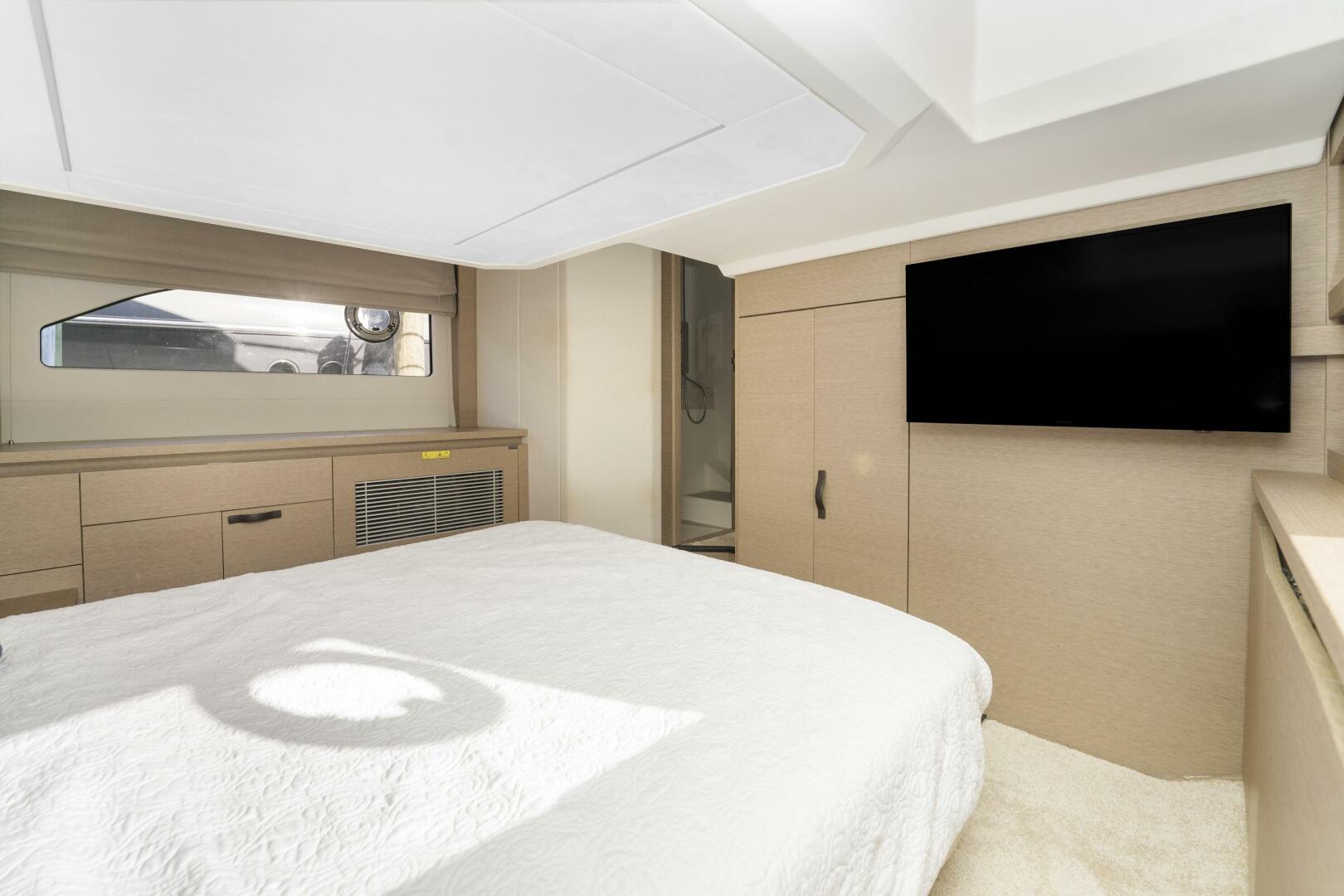 Slide: The Image of Prestige 420 Flybidge 2020 - 4808703