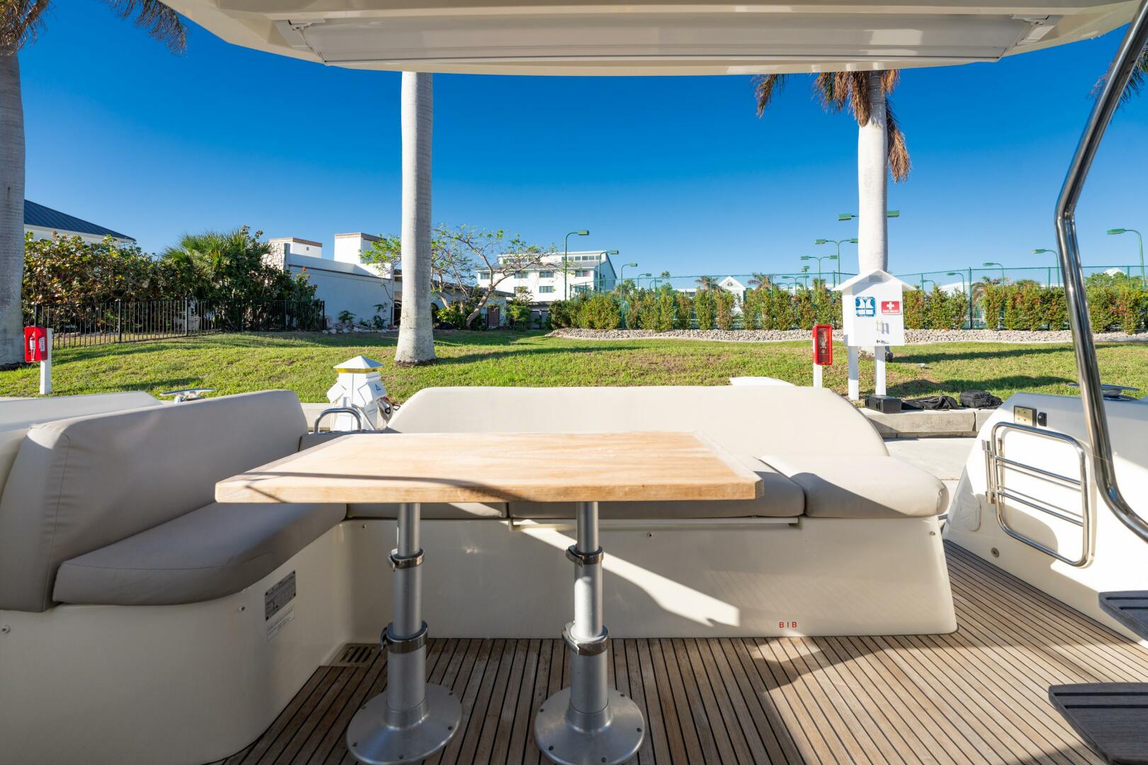 Slide: The Image of Prestige 420 Flybidge 2020 - 4808760