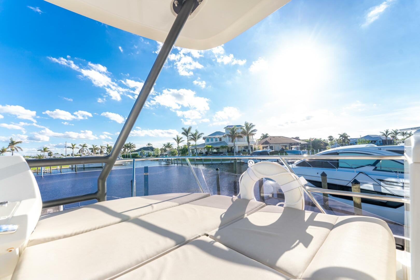 Slide: The Image of Prestige 420 Flybidge 2020 - 4808751