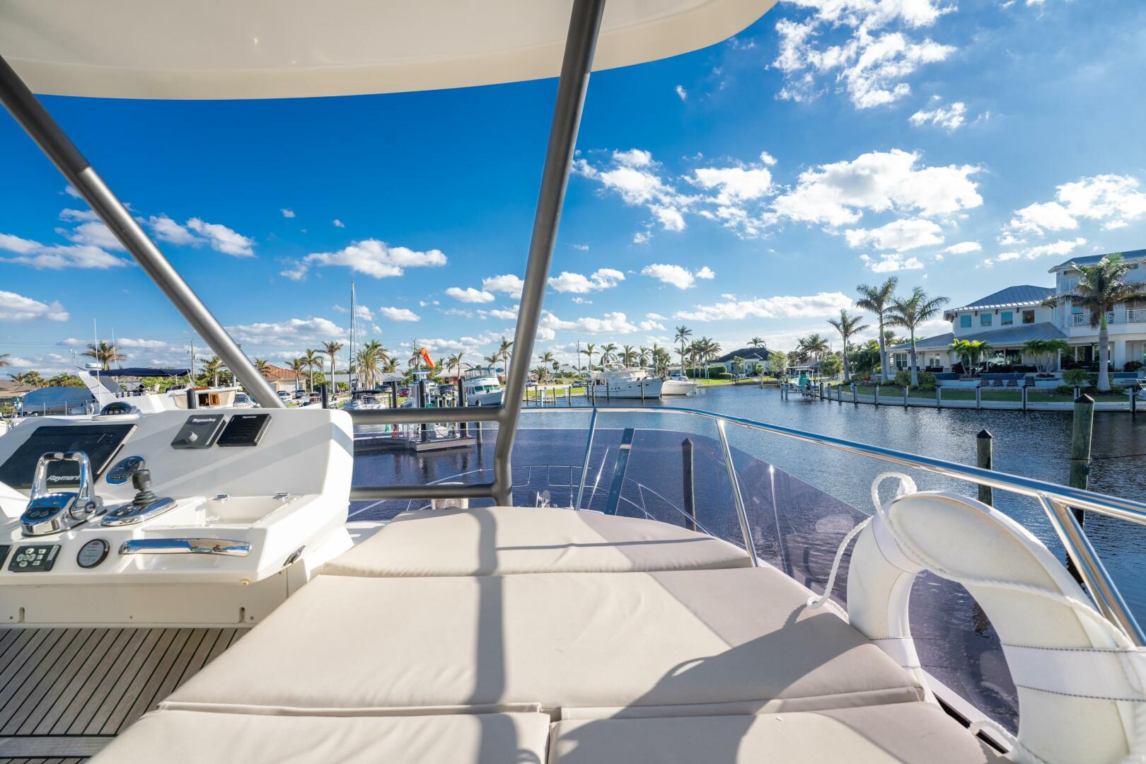 Slide: The Image of Prestige 420 Flybidge 2020 - 4808752