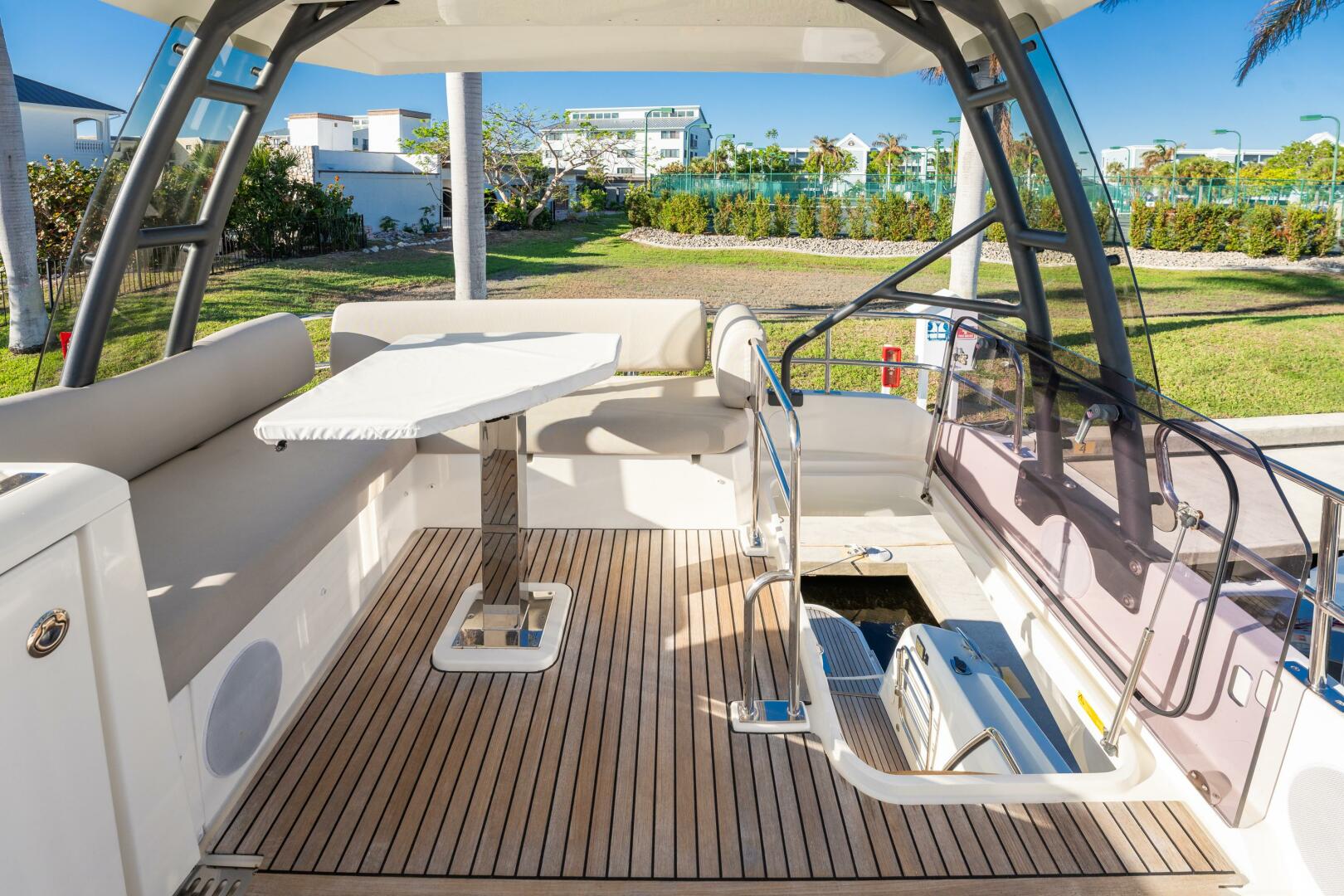 Slide: The Image of Prestige 420 Flybidge 2020 - 4808753
