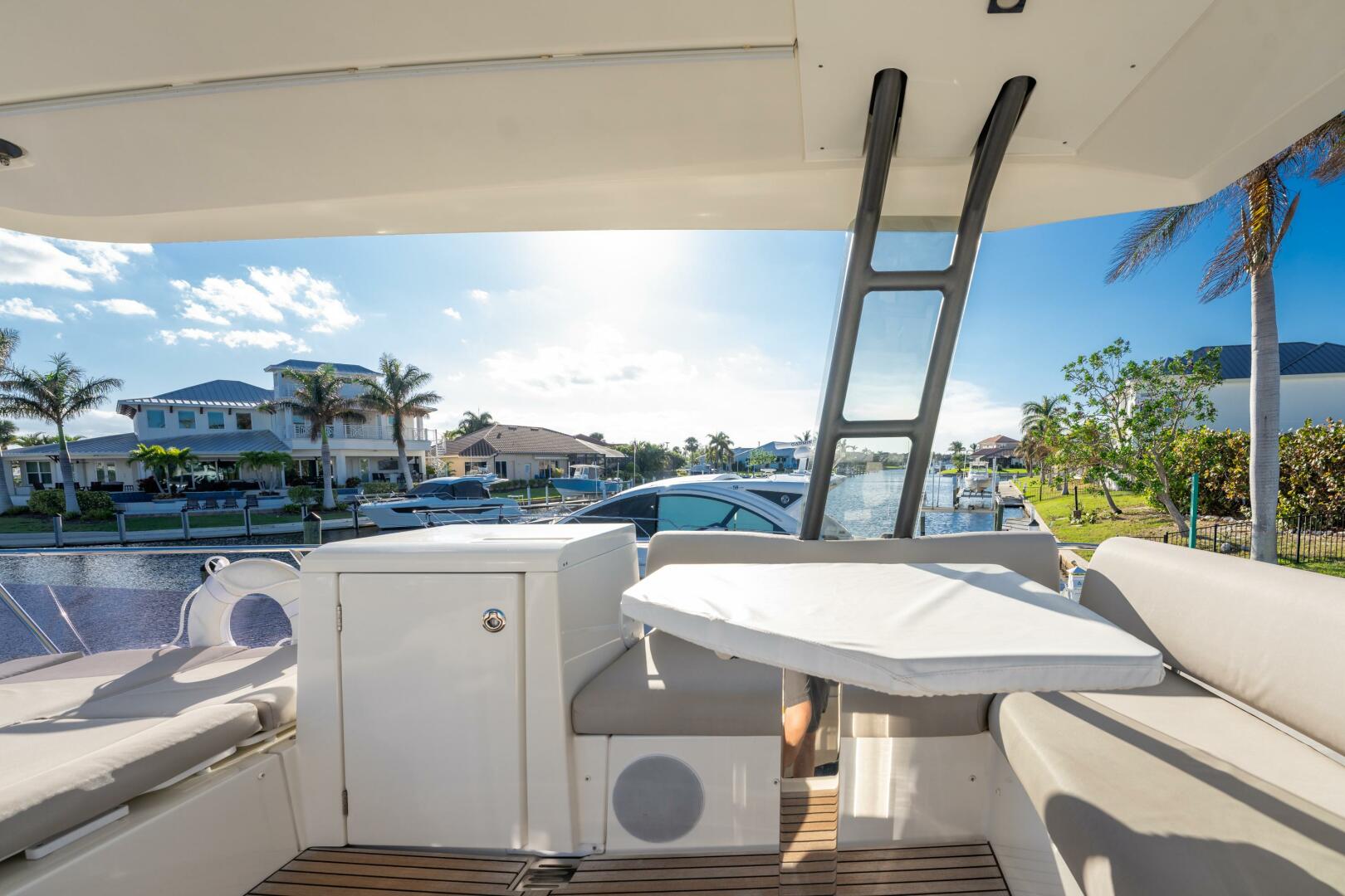 Slide: The Image of Prestige 420 Flybidge 2020 - 4808754