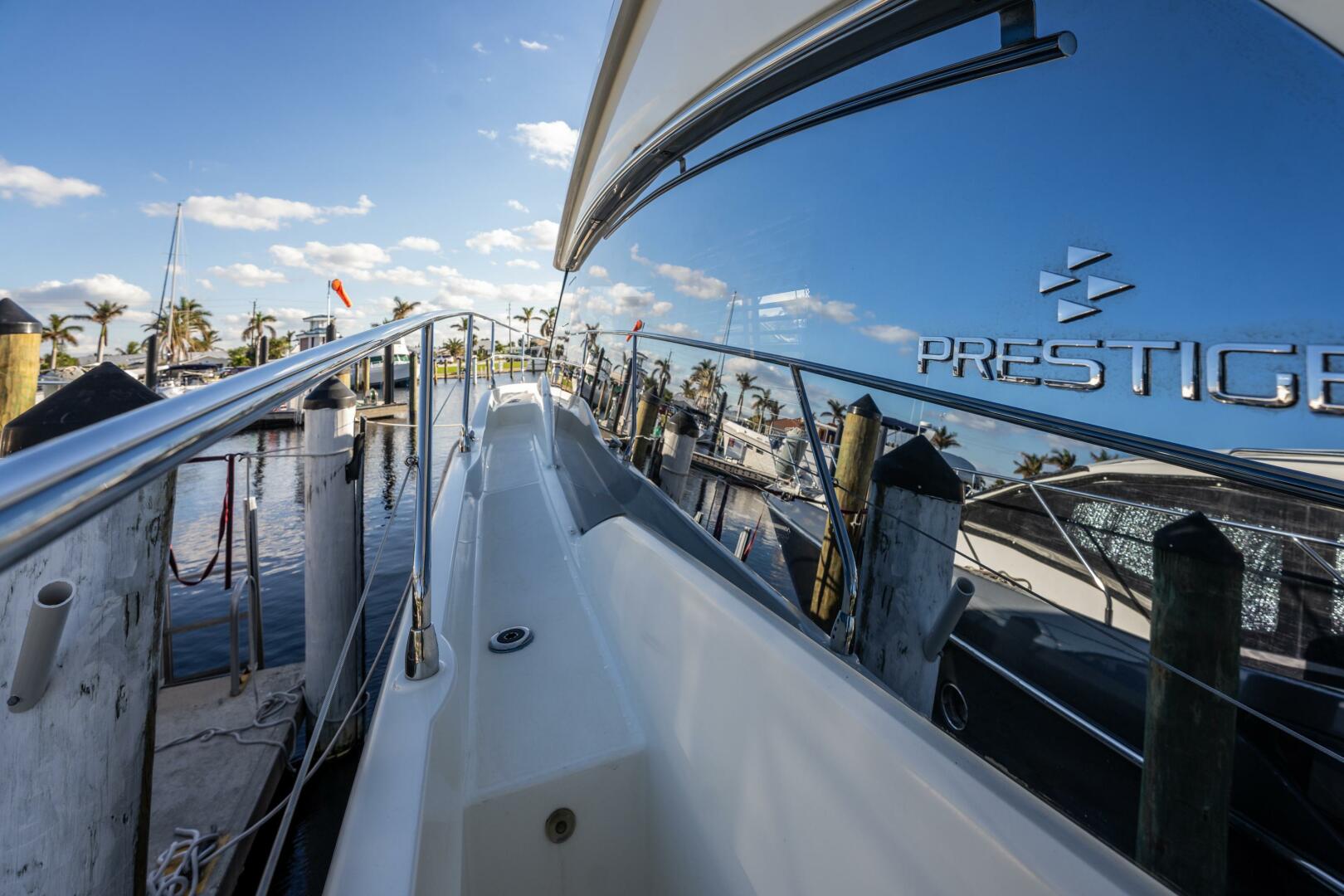 Slide: The Image of Prestige 420 Flybidge 2020 - 4808755