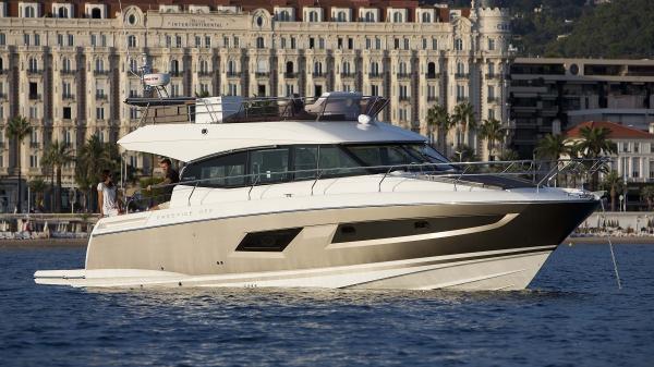 Slide: The Image of Prestige 420 Flybridge 2024 - 4