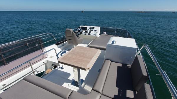 Slide: The Image of Prestige 420 Flybridge 2024 - 7