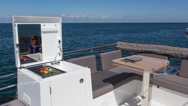 Slide: The Image of Prestige 420 Flybridge 2024 - 9