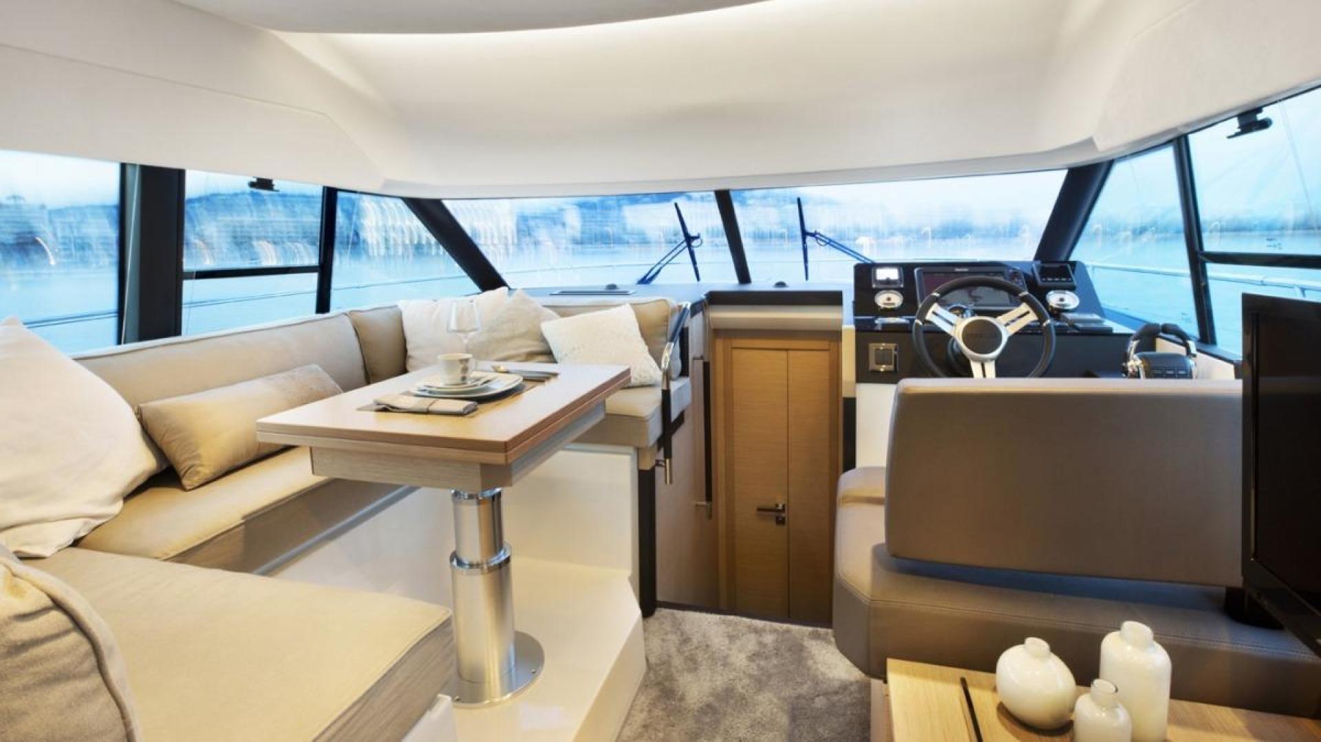 Slide: The Image of Prestige 420 Flybridge 2025 - 788489