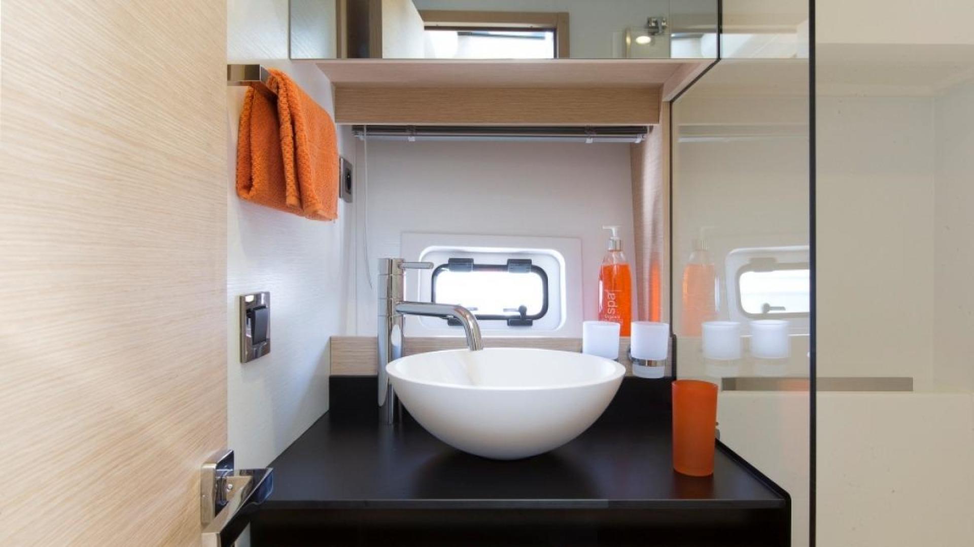 Slide: The Image of Prestige 420 Flybridge 2025 - 788481