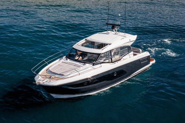 Slide: The Image of Prestige 420 S 2020 - 1