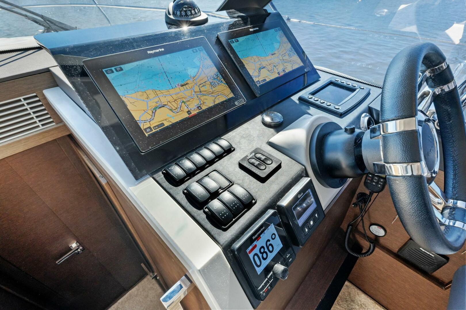 Slide: The Image of 2020 Prestige 420S- KAREN ANN III- Helm  - 5053589