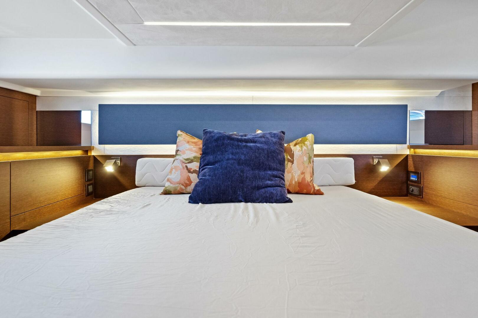 Slide: The Image of 2020 Prestige 420S- KAREN ANN III- Master Stateroom - 5053631