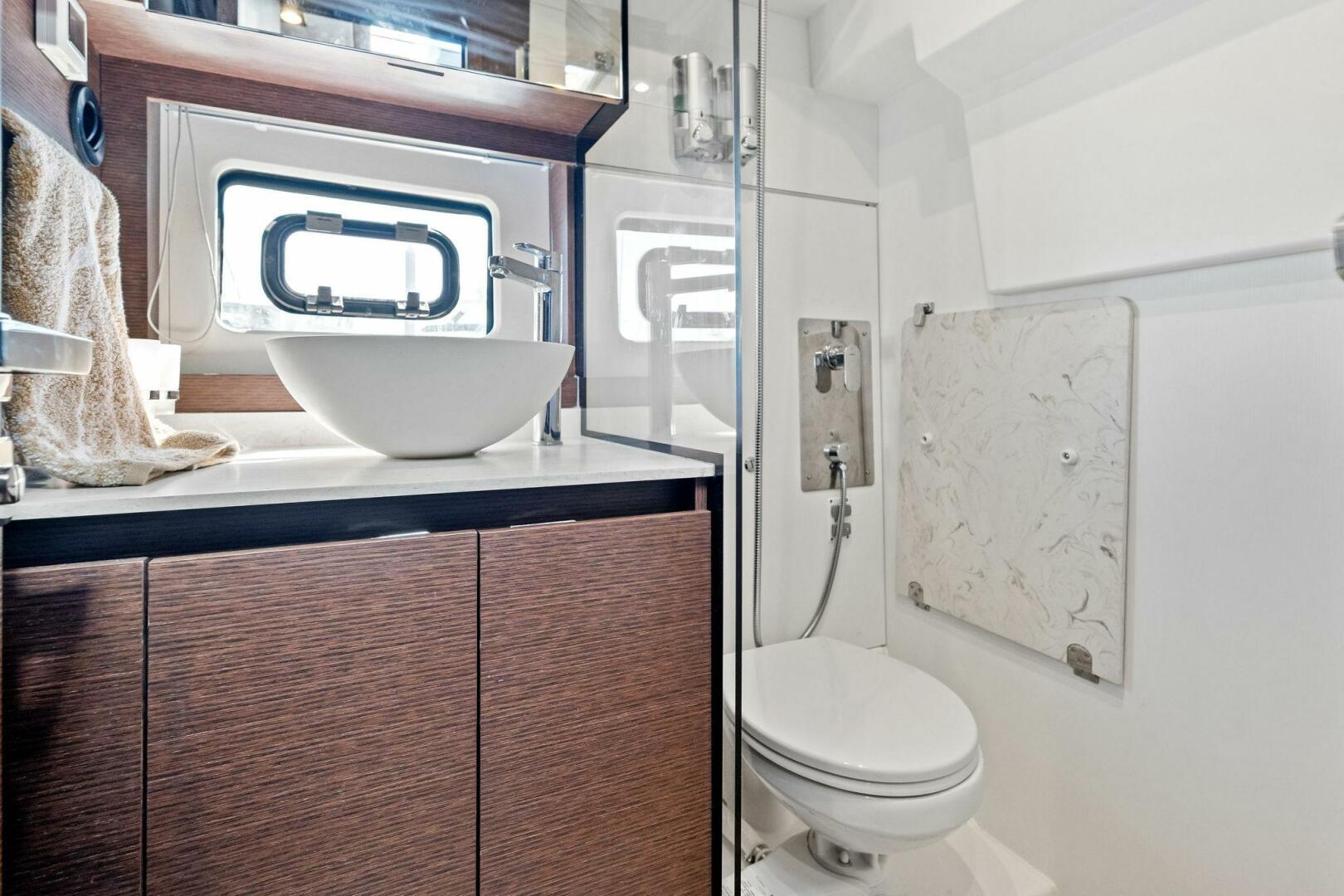 Slide: The Image of 2020 Prestige 420S- KAREN ANN III- VIP Head - 5053584