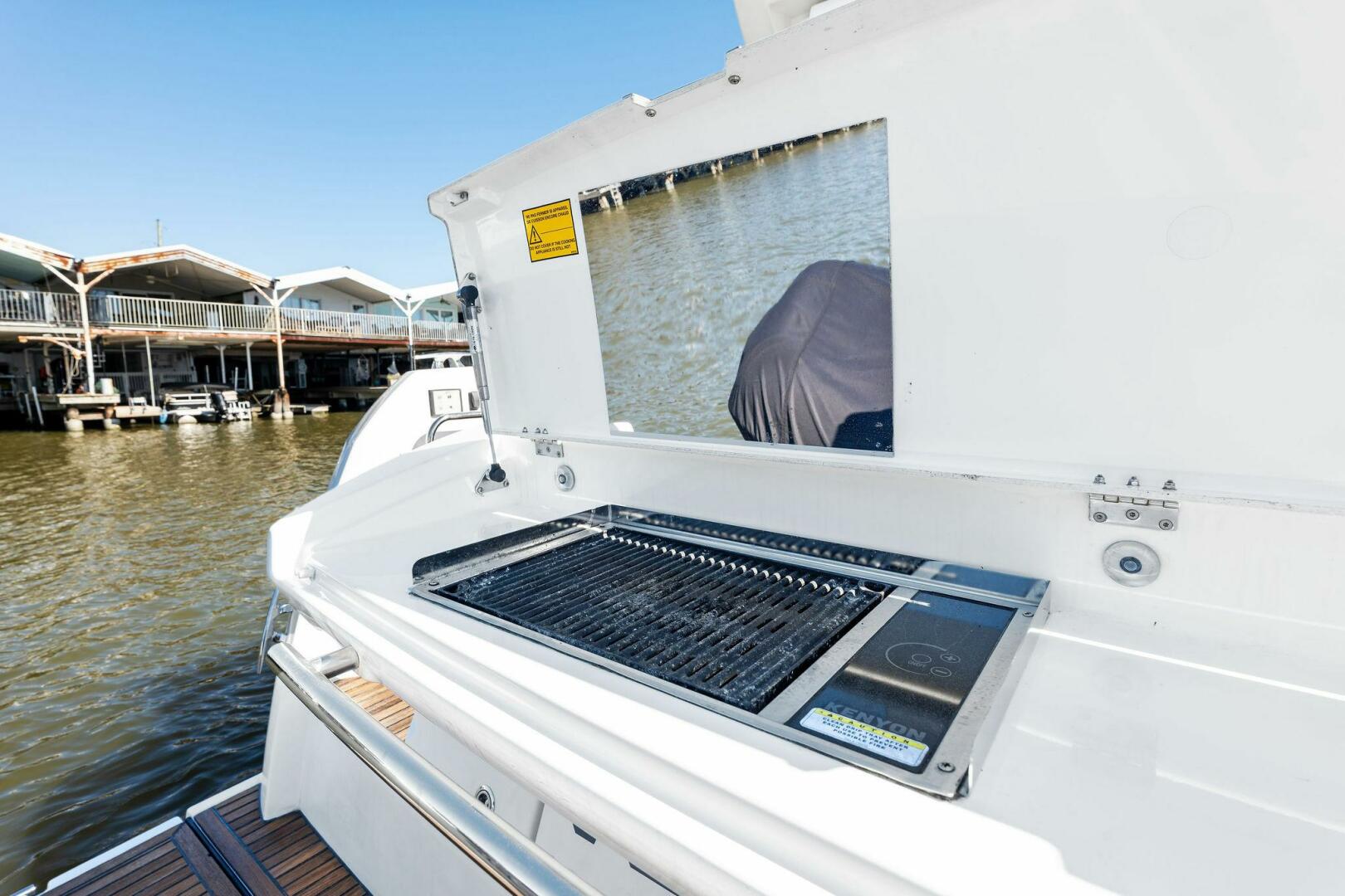 Slide: The Image of 2020 Prestige 420S- KAREN ANN III- Transom Grill Station - 5053610
