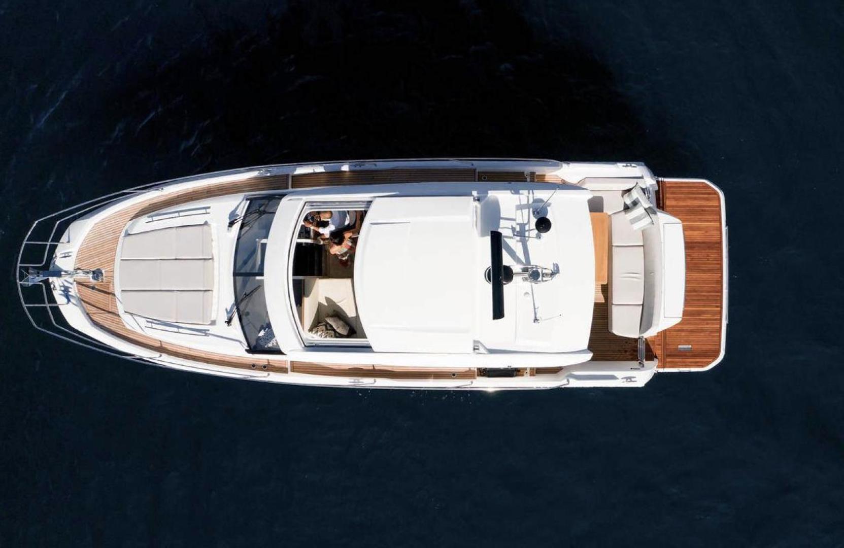 Slide: The Image of Prestige 420S 2025 - 3657058