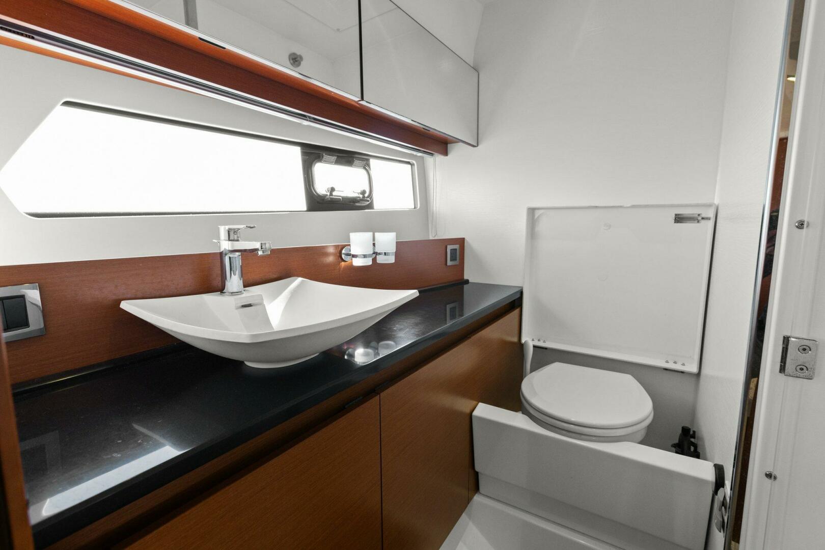 Slide: The Image of 2014 45 Prestige 450S - Slainte - VIP Head - 4835896