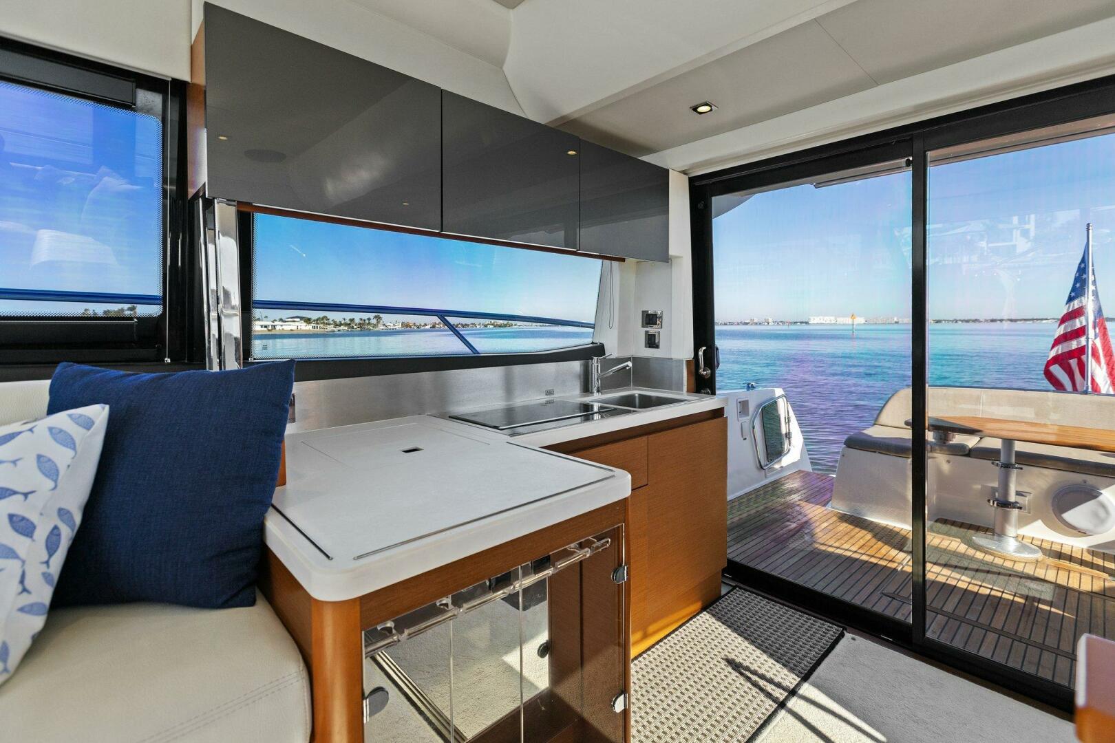 Slide: The Image of 2014 45 Prestige 450S - Slainte - Galley - 4835842