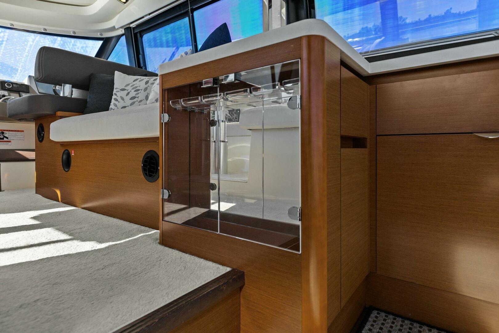 Slide: The Image of 2014 45 Prestige 450S - Slainte - Galley - 4835845