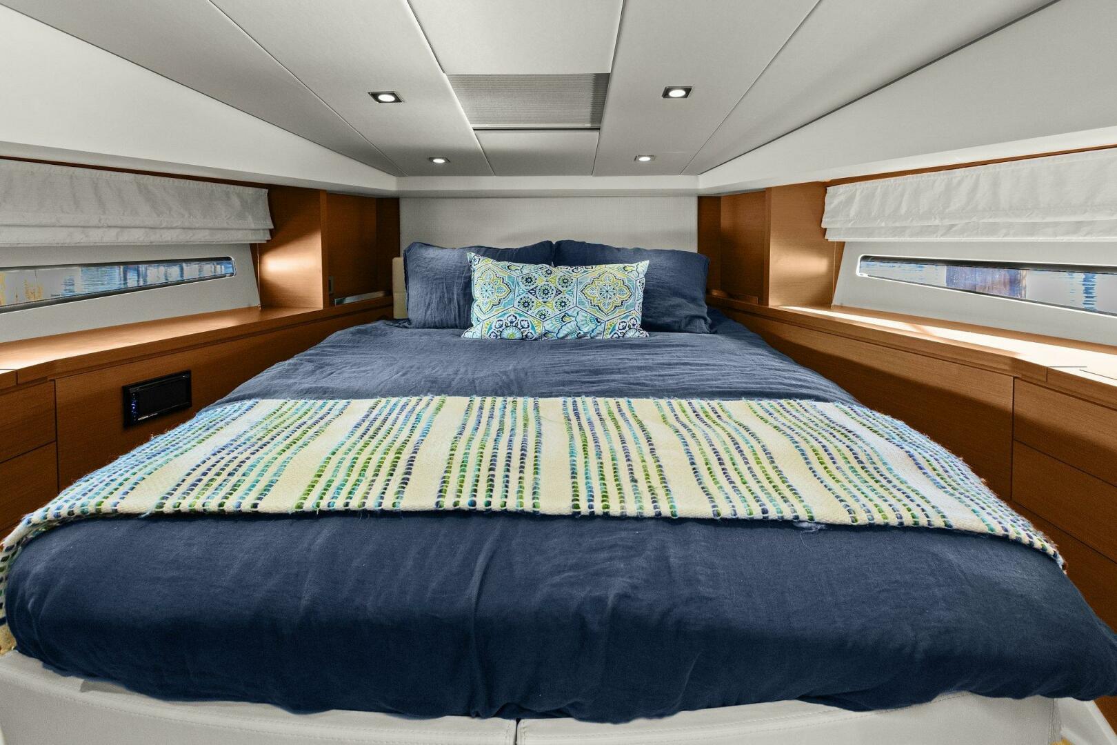 Slide: The Image of 2014 45 Prestige 450S - Slainte - VIP Stateroom - 4835857