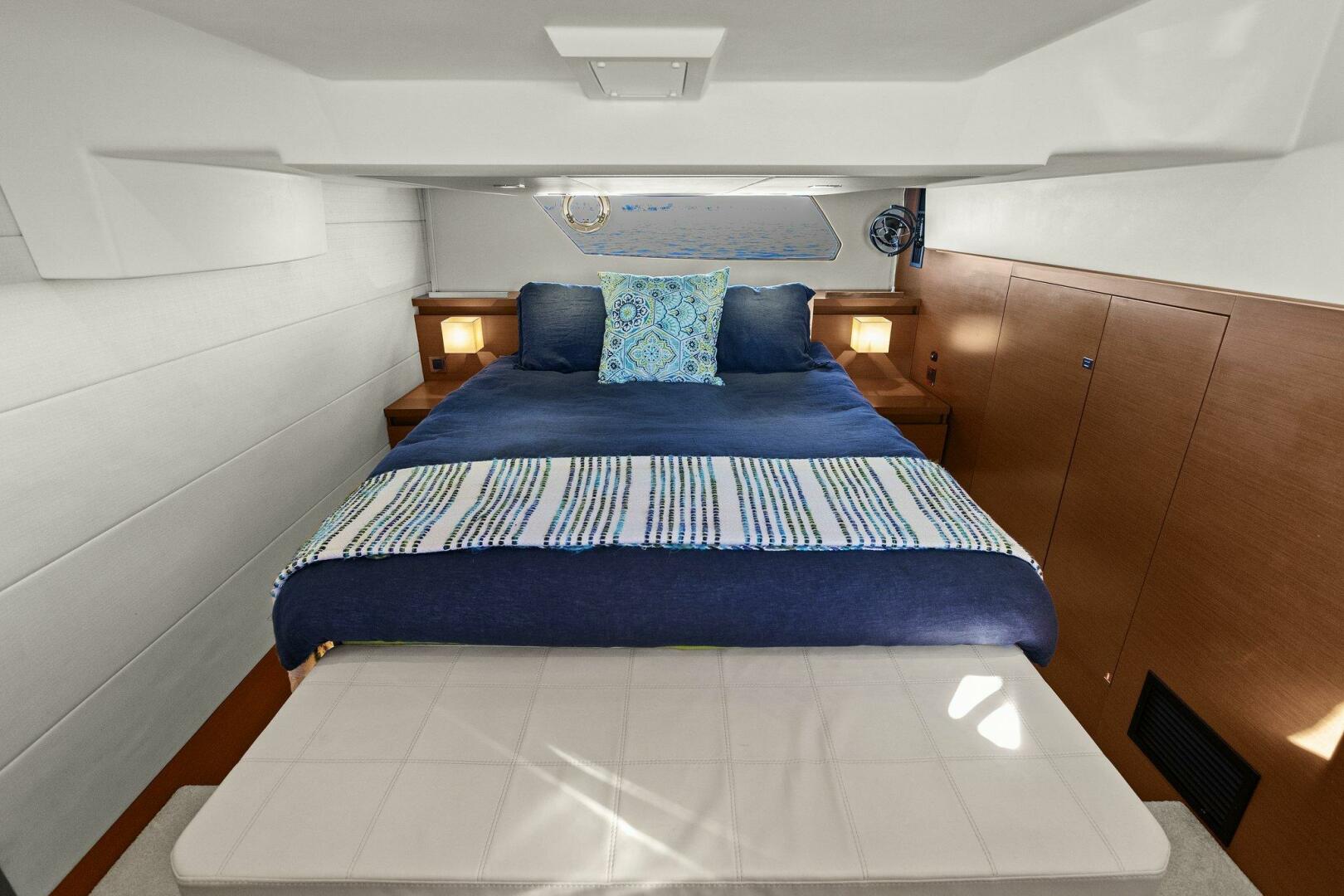 Slide: The Image of 2014 45 Prestige 450S - Slainte - Master Stateroom - 4835879