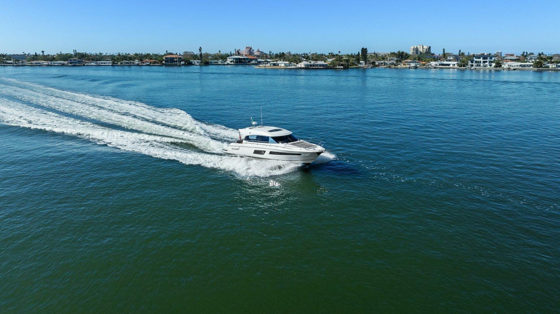 Slide: The Image of 2014 45 Prestige 450S - Slainte - Profile - 4835933