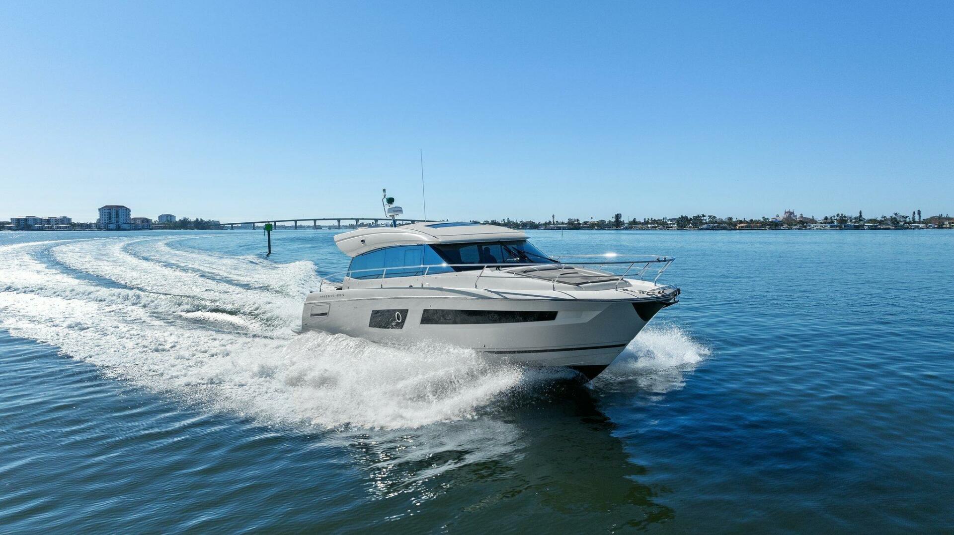 Slide: The Image of 2014 45 Prestige 450S - Slainte - Profile - 4835936