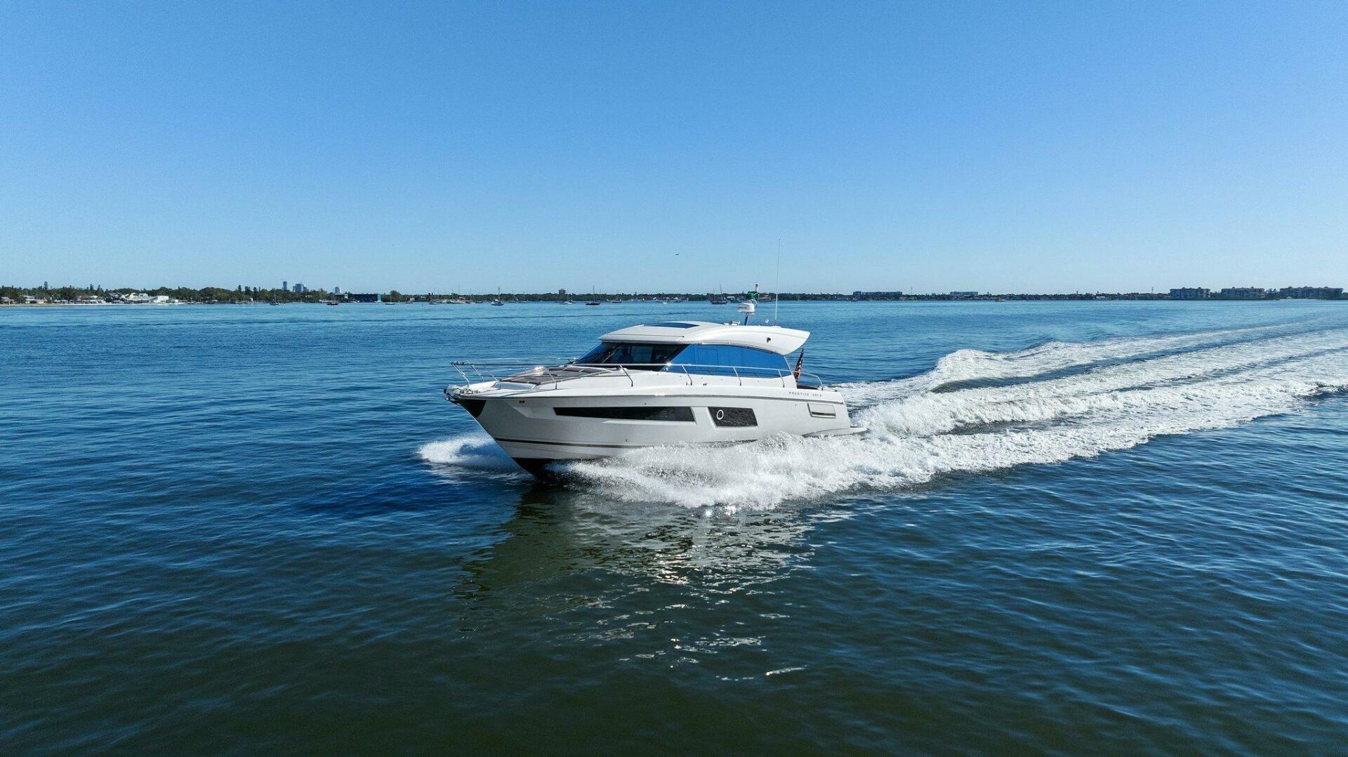 Slide: The Image of 2014 45 Prestige 450S - Slainte - Profile - 4835937