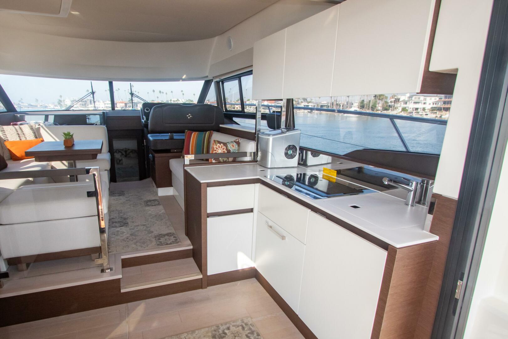 Slide: The Image of 2020 Prestige 460 Flybridge - FANTASEA - 3961548