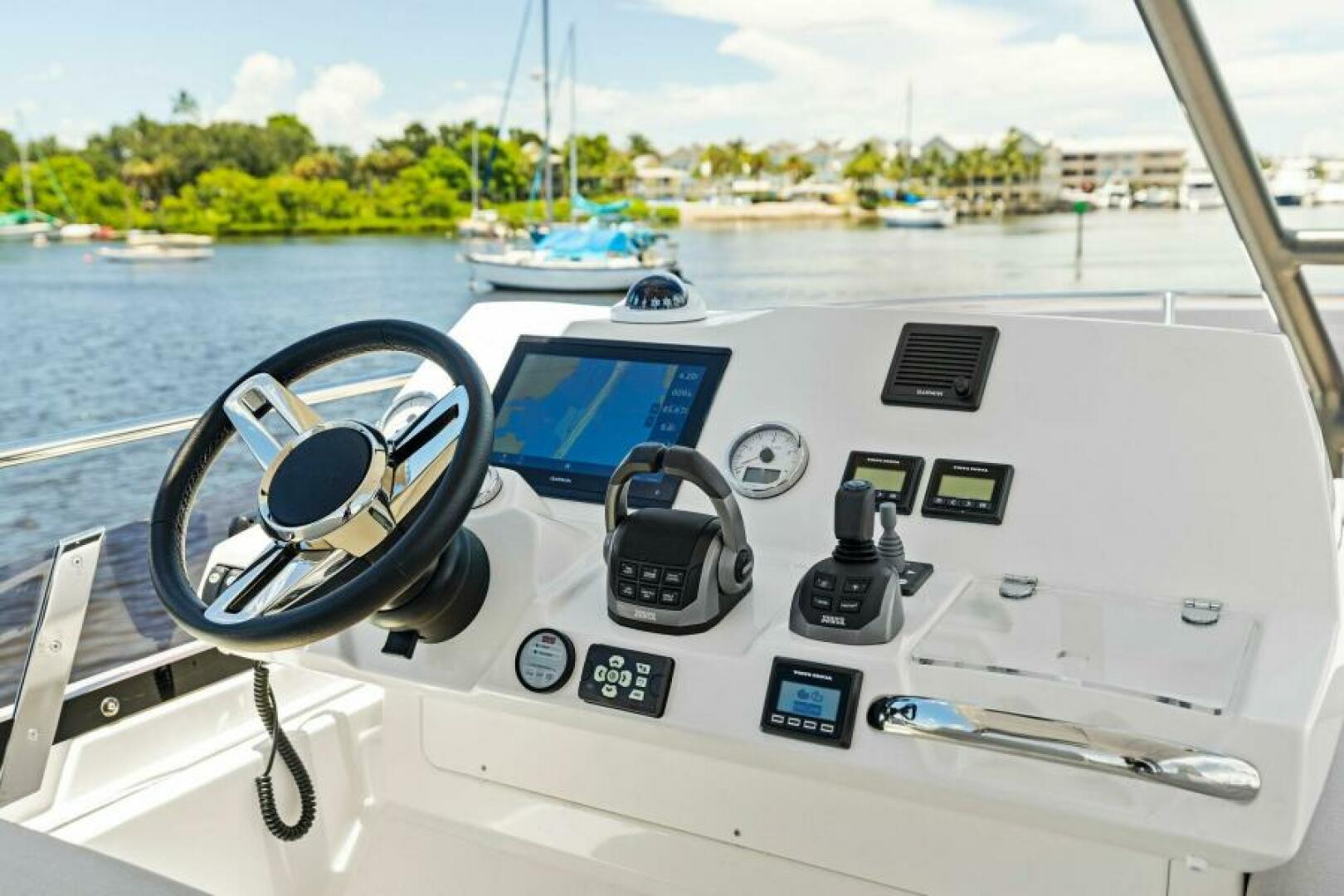 Slide: The Image of 2024 Prestige 460 Fly- GOODLIFE-Upper Helm-Flybridge - 5301628