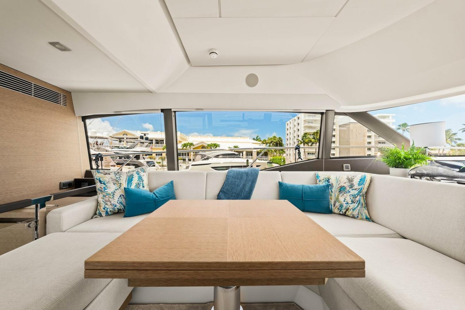 Slide: The Image of 2024 Prestige 460 Fly- GOODLIFE-Salon - 5340337