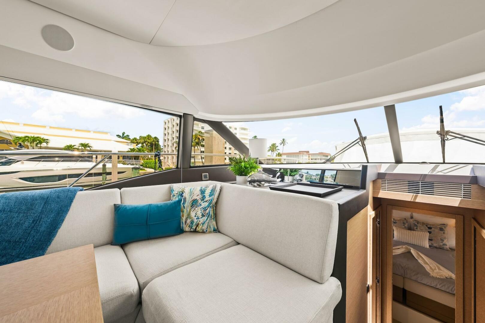 Slide: The Image of 2024 Prestige 460 Fly- GOODLIFE-Salon - 5340338