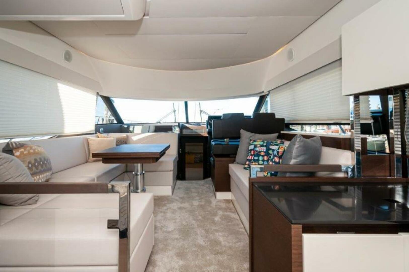 Slide: The Image of 2019 Prestige 460 Flybridge Salon 3 - 4985076
