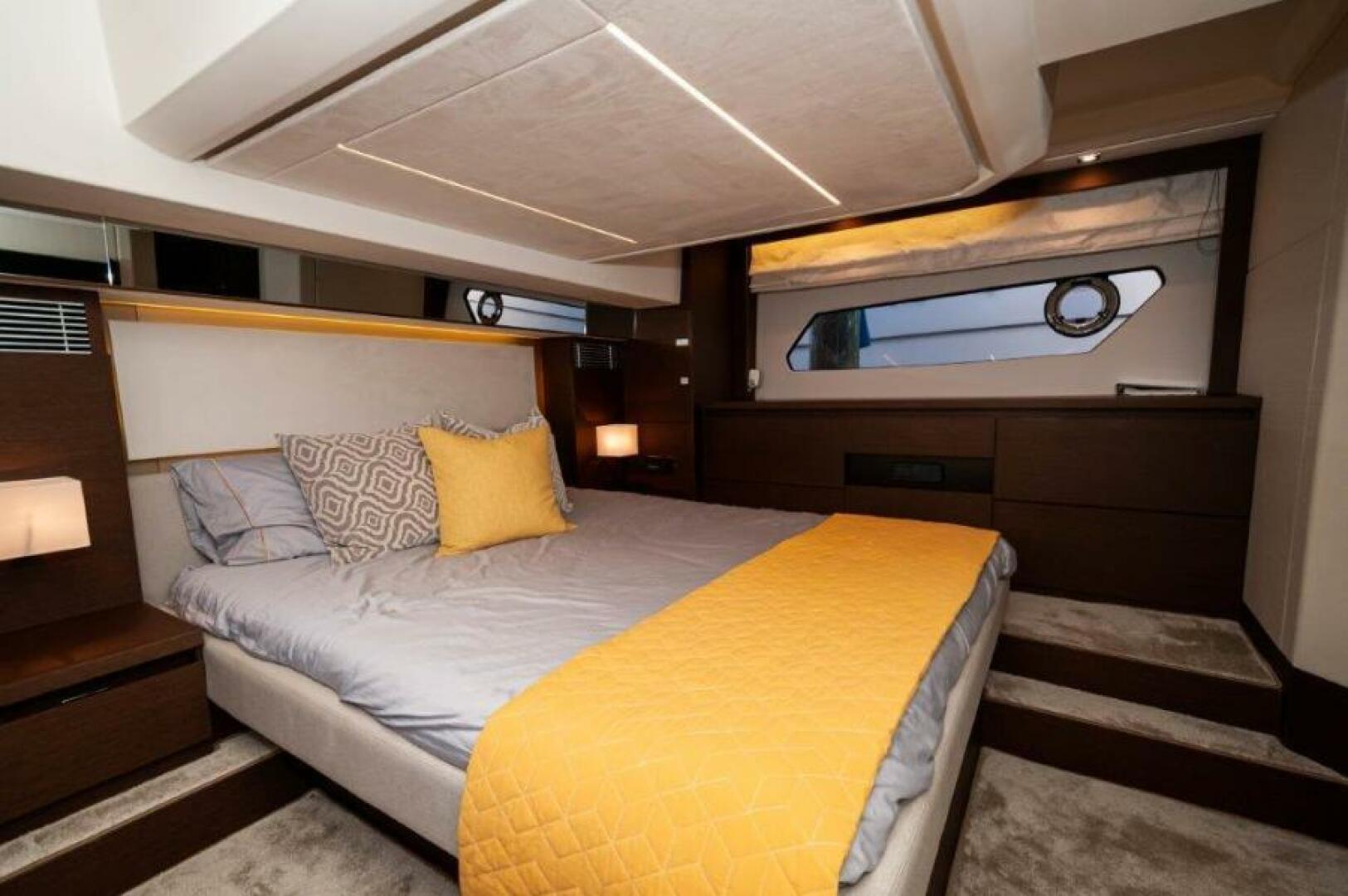 Slide: The Image of 2019 Prestige 460 Flybridge Master SR 2 - 4985056
