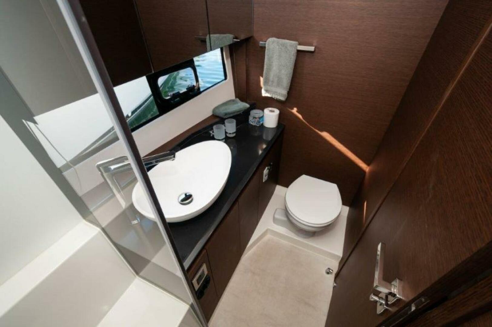 Slide: The Image of 2019 Prestige 460 Flybridge Master Head - 4985058