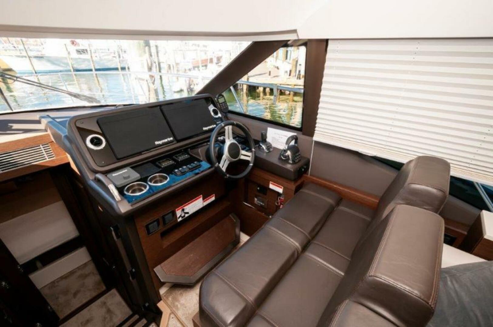 Slide: The Image of 2019 Prestige 460 Flybridge Helm - 4985079