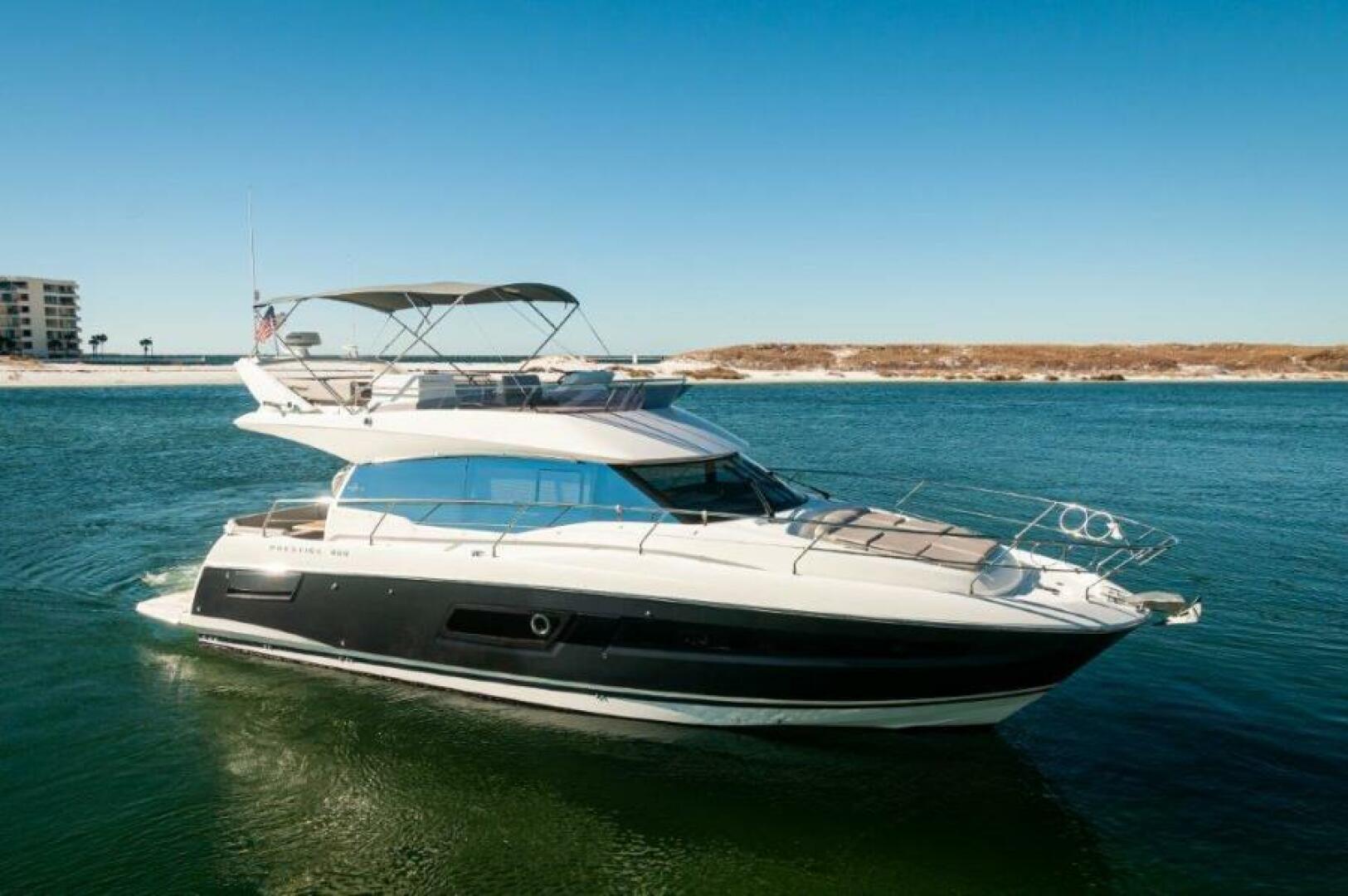 Slide: The Image of 2019 Prestige 460 Flybridge Stbd Profile 2 - 4985072