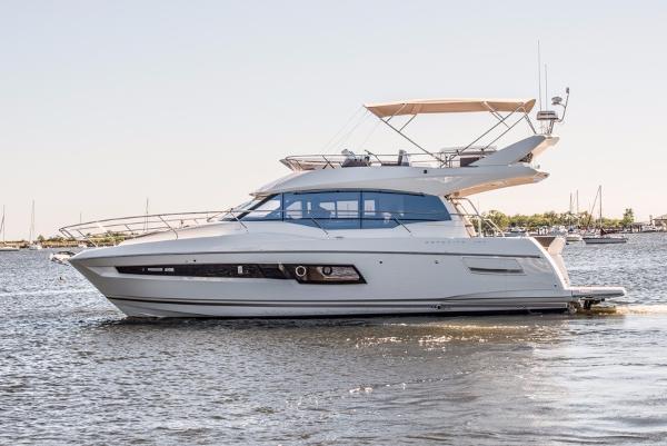 Slide: The Image of Prestige 460 Flybridge 2023 - 0