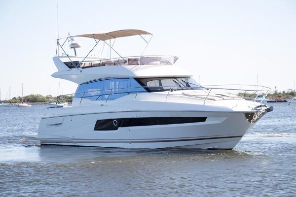 Slide: The Image of Prestige 460 Flybridge 2023 - 3