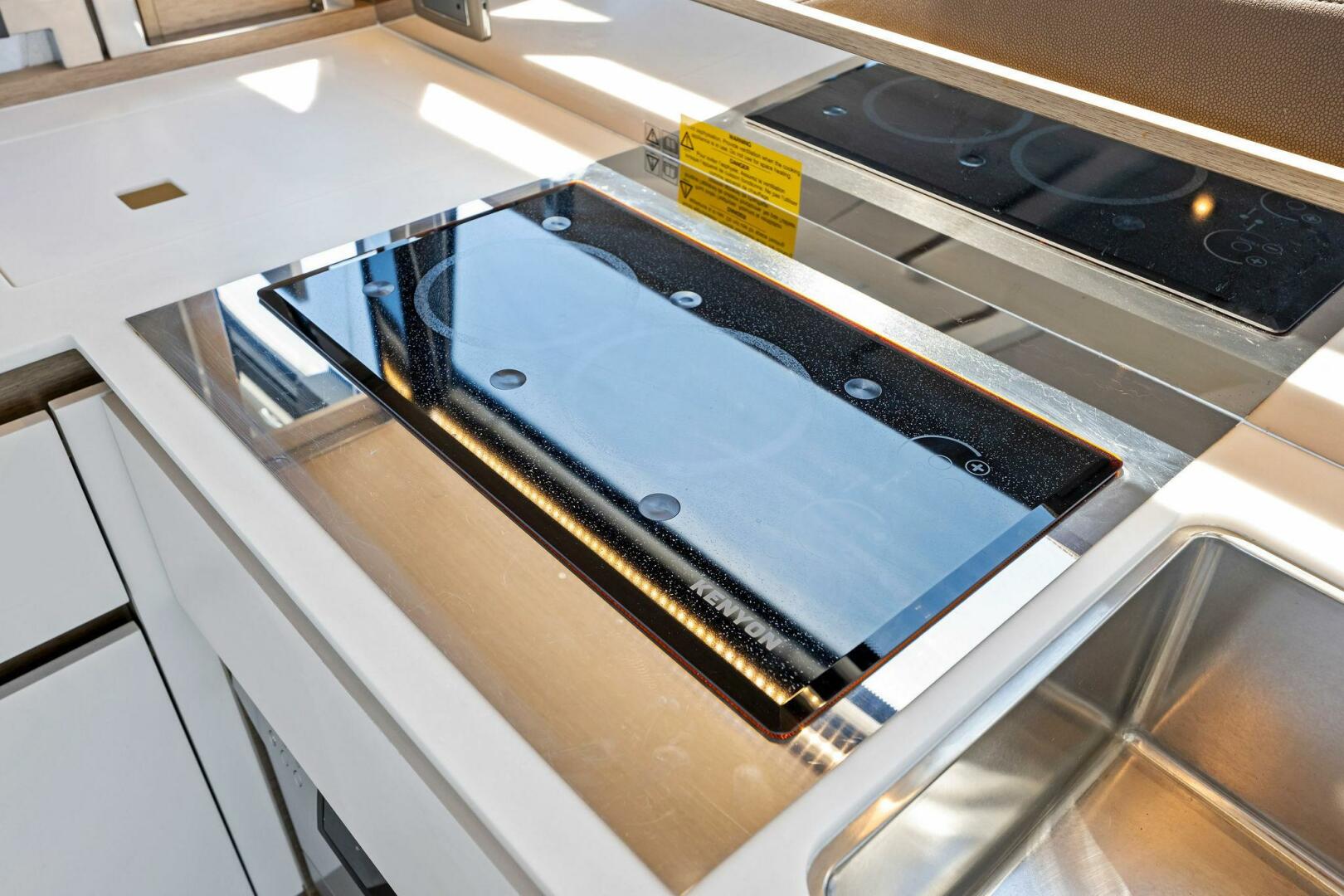 Slide: The Image of Prestige 460 Flybridge 2023 - 4696539