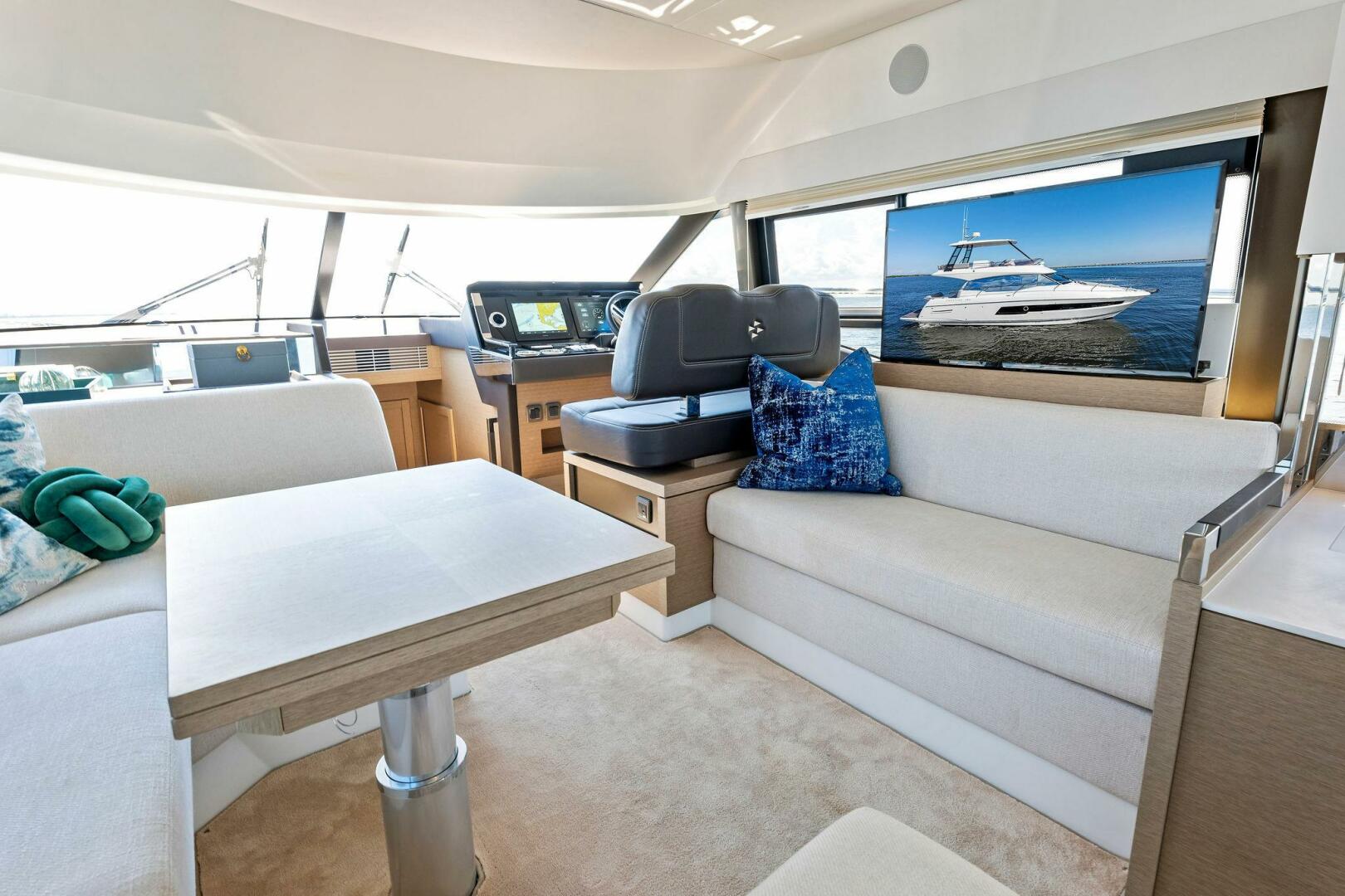 Slide: The Image of Prestige 460 Flybridge 2023 - 4696540