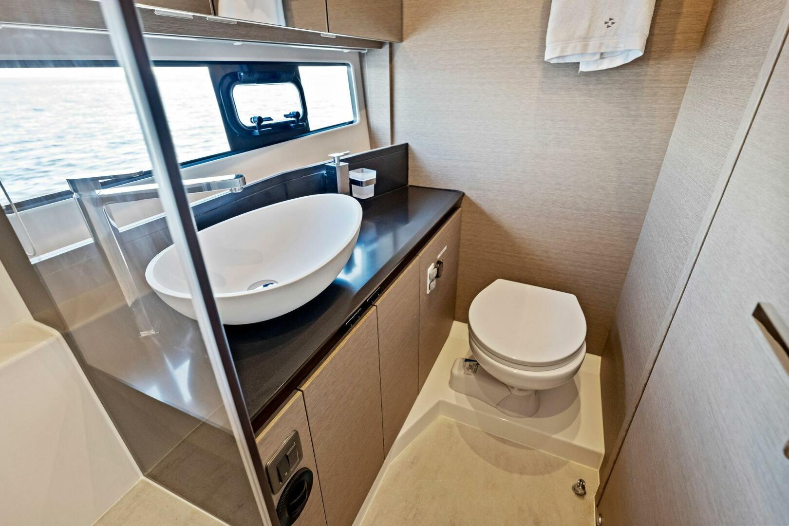 Slide: The Image of Prestige 460 Flybridge 2023 - 4696557