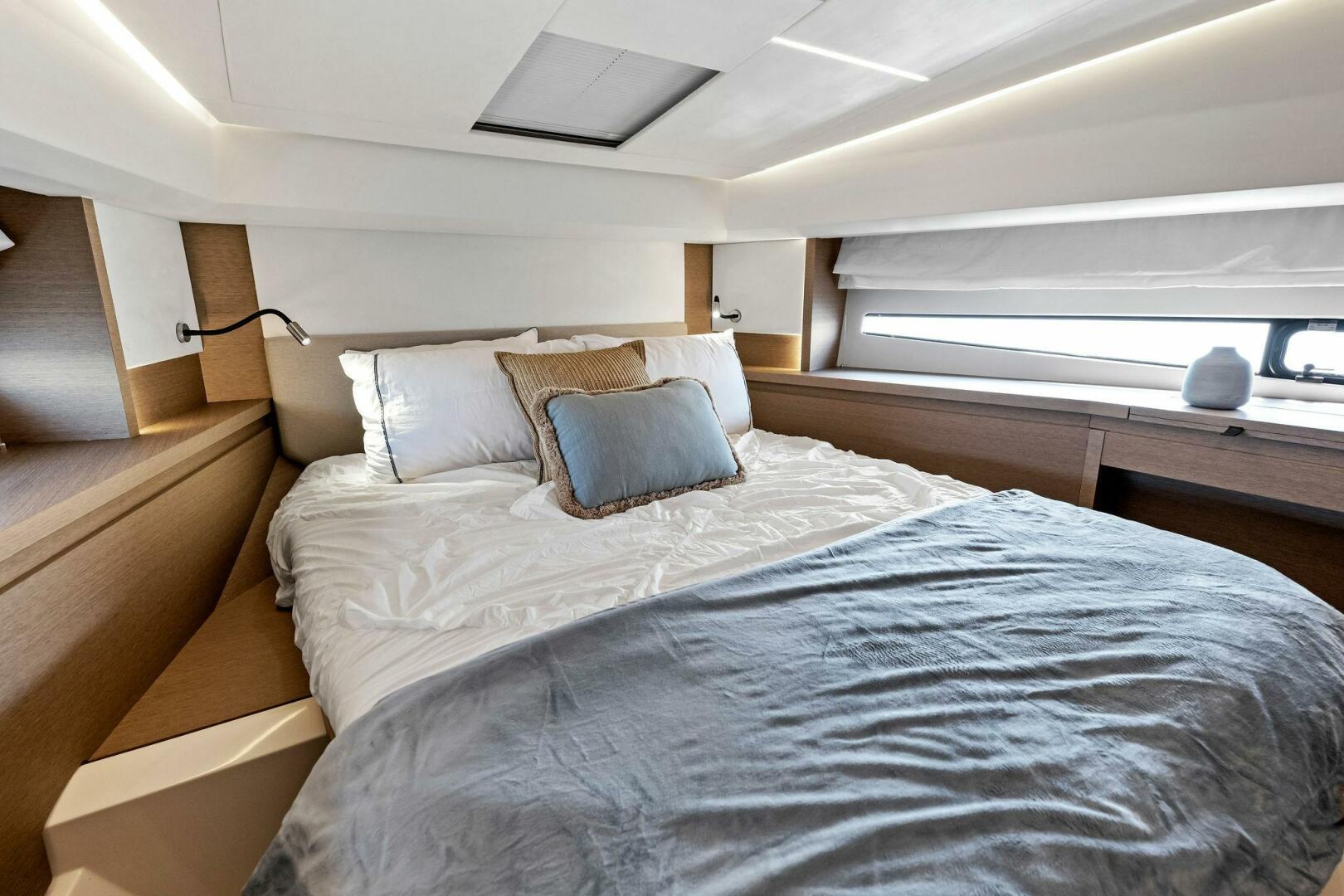 Slide: The Image of Prestige 460 Flybridge 2023 - 4696560