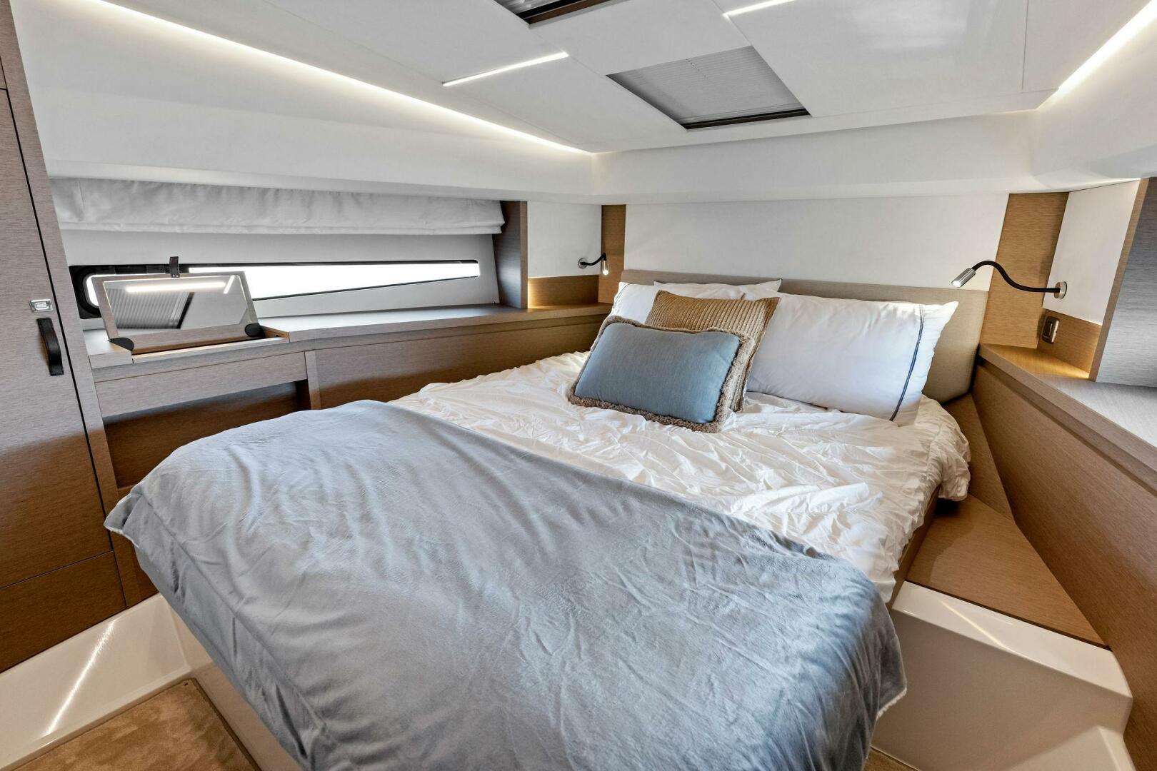 Slide: The Image of Prestige 460 Flybridge 2023 - 4696562