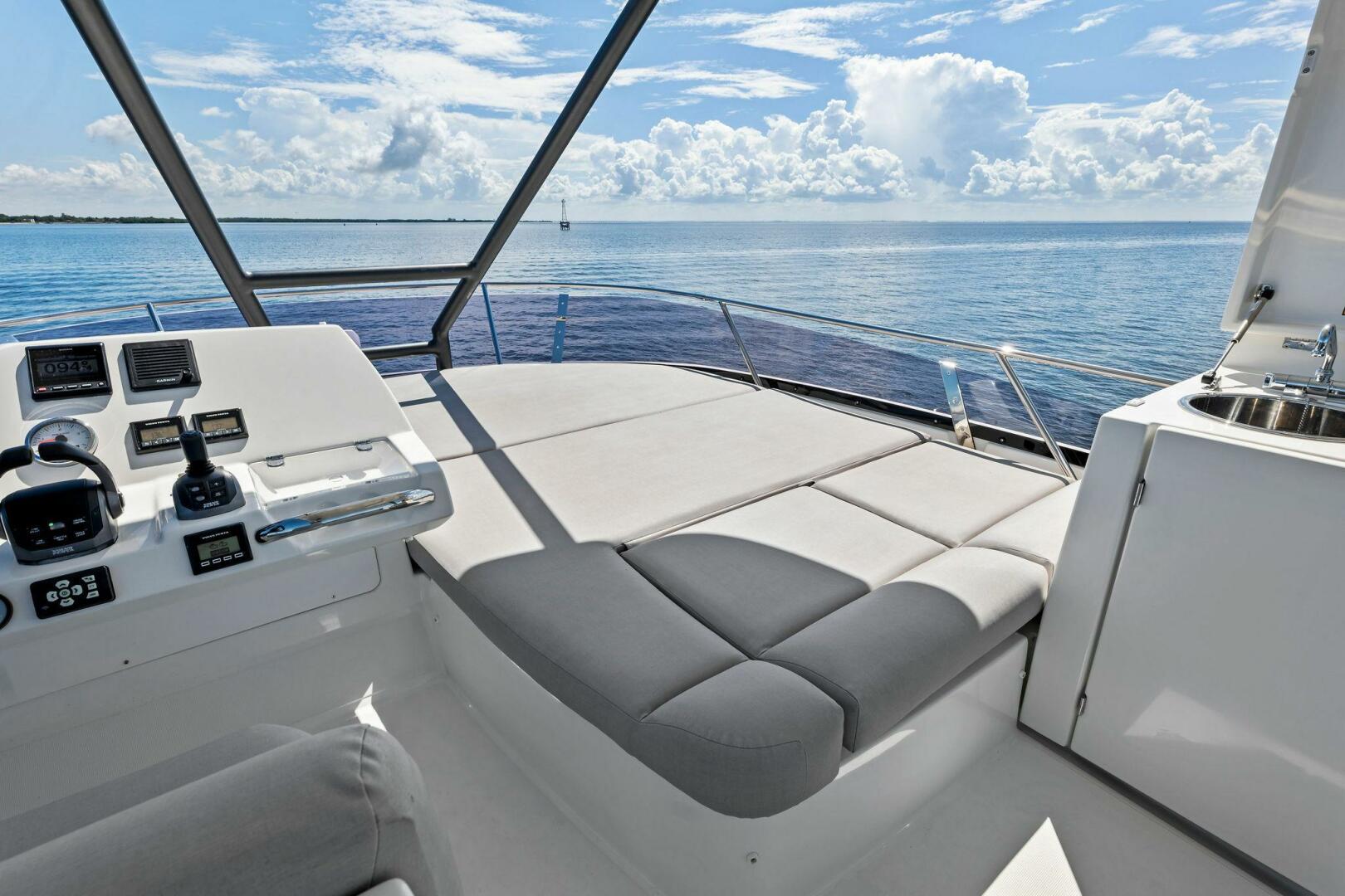 Slide: The Image of Prestige 460 Flybridge 2023 - 4696583