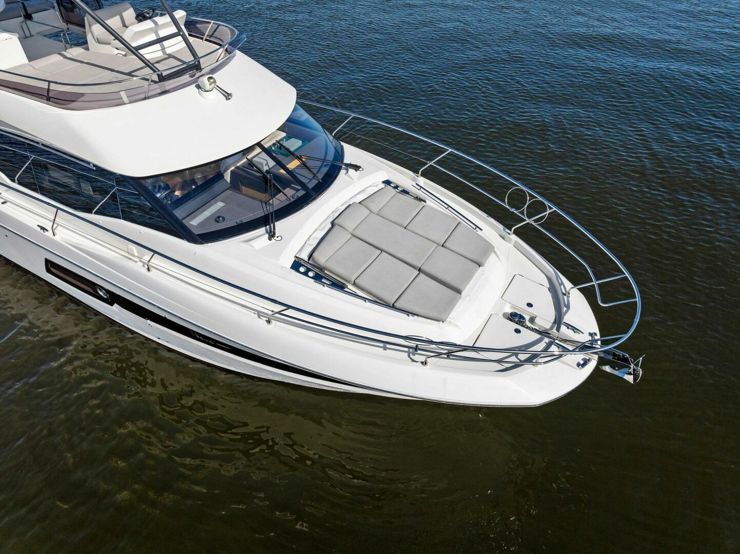 Slide: The Image of Prestige 460 Flybridge 2023 - 4696601