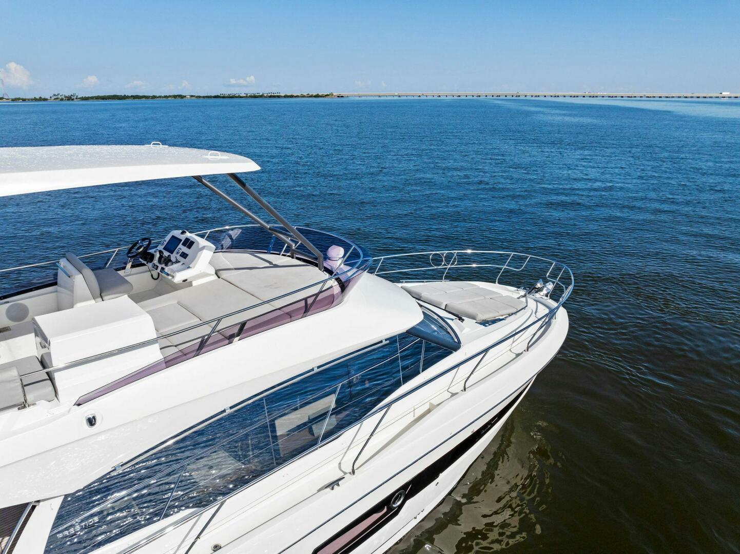 Slide: The Image of Prestige 460 Flybridge 2023 - 4696604
