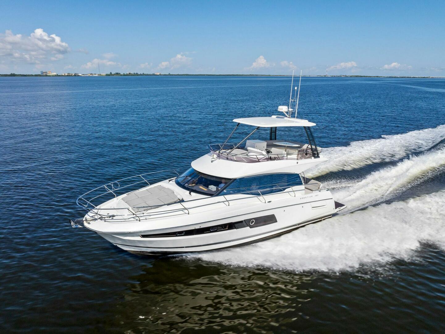 Slide: The Image of Prestige 460 Flybridge 2023 - 4696612
