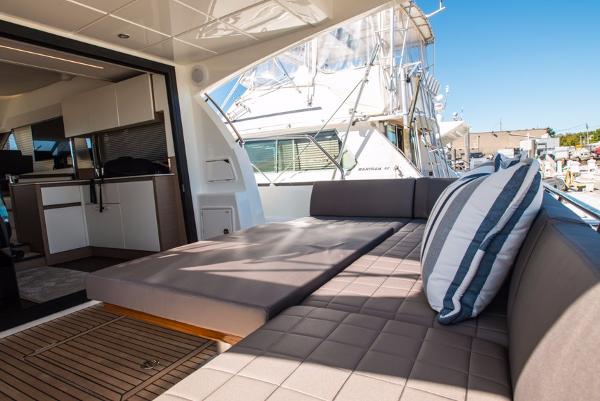 Slide: The Image of Prestige 460 Flybridge 2024 - 10