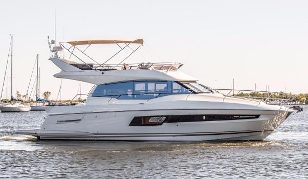 Slide: The Image of Prestige 460 Flybridge 2024 - 4