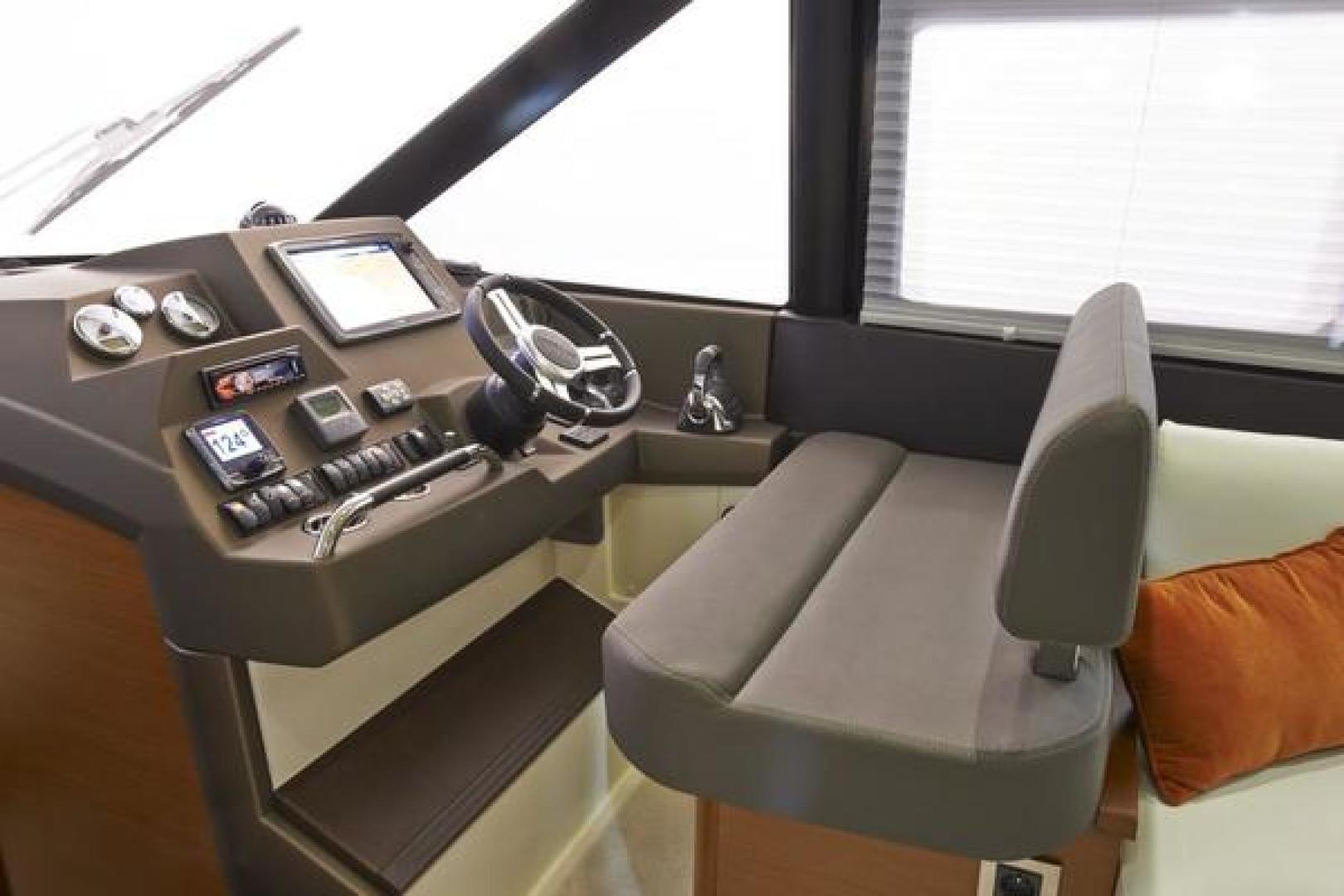 Slide: The Image of Prestige 460 Flybridge 2025 - 783730